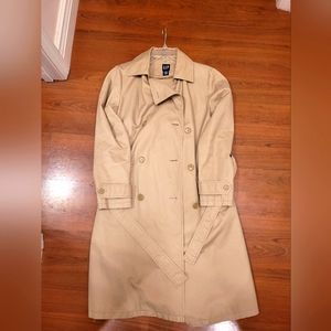 Gap trench coat